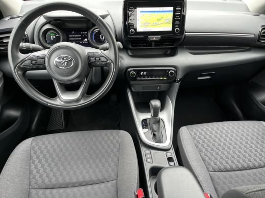 Toyota Yaris 1.5 Hybrid Dynamic | Navigatie | Carplay | Licht metalen velgen | LED koplampen | Keyless entry | ActivLease financial lease