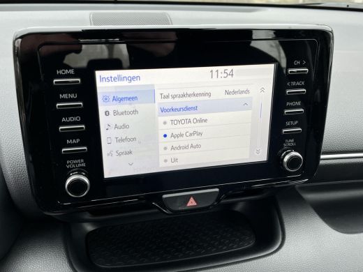 Toyota Yaris 1.5 Hybrid Dynamic | Navigatie | Carplay | Licht metalen velgen | LED koplampen | Keyless entry | ActivLease financial lease
