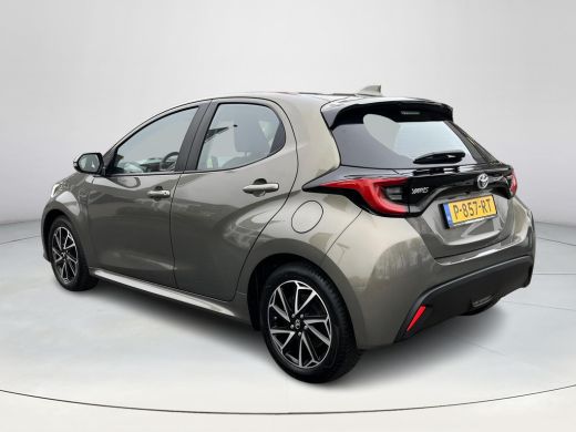 Toyota Yaris 1.5 Hybrid Dynamic | Navigatie | Carplay | Licht metalen velgen | LED koplampen | Keyless entry | ActivLease financial lease