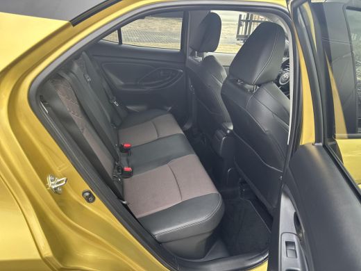 Toyota Yaris Cross 1.5 Hybrid Executive | 06-10141018 Voor meer informatie ActivLease financial lease