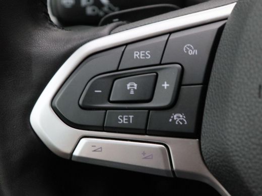 Volkswagen Golf 1.4 204 Pk Automaat eHybrid Style | Adaptive Cruise | Climate Control | Stoelverwarming | Navigat... ActivLease financial lease