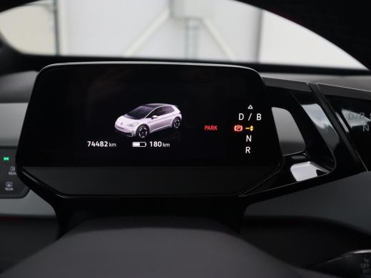 Volkswagen ID.3 Business 58 kWh | Stoel & stuurverwarming | Camera | Carplay | Adaptive cruise | Matrix LED | Nav... ActivLease financial lease