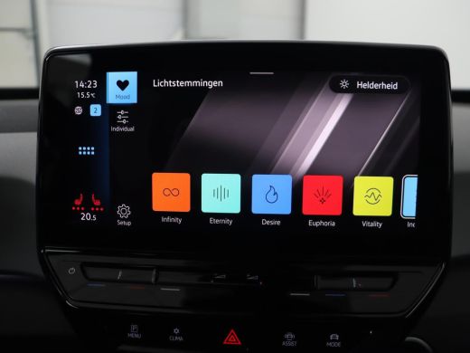 Volkswagen ID.3 Business 58 kWh | Stoel & stuurverwarming | Camera | Carplay | Adaptive cruise | Matrix LED | Nav... ActivLease financial lease