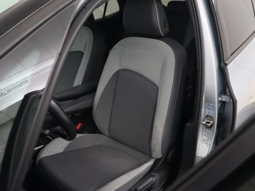 Volkswagen ID.3 Business 58 kWh | Stoel & stuurverwarming | Camera | Carplay | Adaptive cruise | Matrix LED | Nav... ActivLease financial lease