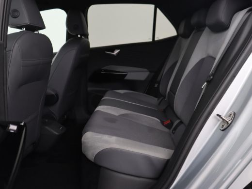 Volkswagen ID.3 Business 58 kWh | Stoel & stuurverwarming | Camera | Carplay | Adaptive cruise | Matrix LED | Nav... ActivLease financial lease