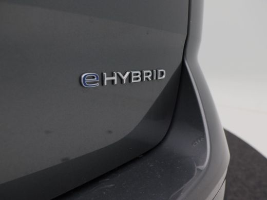 Volkswagen Multivan 1.4 eHybrid 218 Pk Automaat L2 Life 7-Persoons | Adaptive Cruise | Stoelverwarming | Panoramadak ... ActivLease financial lease