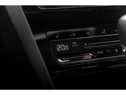 Volkswagen Passat Variant 1.4 TSI PHEV GTE Business 218pk | Panorama dak | Privacy glass | Navigatie | App connect ... ActivLease financial lease