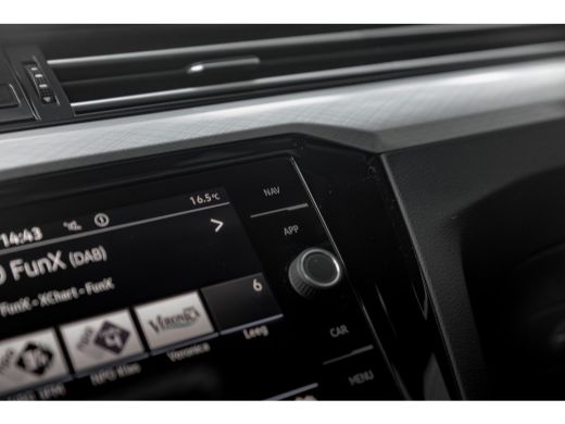 Volkswagen Passat Variant 1.4 TSI PHEV GTE Business 218pk | Panorama dak | Privacy glass | Navigatie | App connect ... ActivLease financial lease