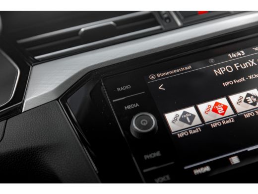 Volkswagen Passat Variant 1.4 TSI PHEV GTE Business 218pk | Panorama dak | Privacy glass | Navigatie | App connect ... ActivLease financial lease