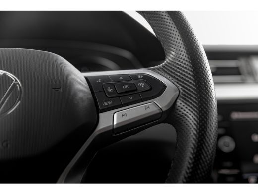 Volkswagen Passat Variant 1.4 TSI PHEV GTE Business 218pk | Panorama dak | Privacy glass | Navigatie | App connect ... ActivLease financial lease