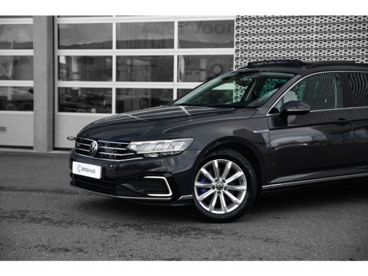Volkswagen Passat Variant 1.4 TSI PHEV GTE Business 218pk | Panorama dak | Privacy glass | Navigatie | App connect ... ActivLease financial lease