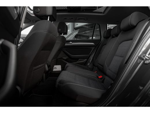 Volkswagen Passat Variant 1.4 TSI PHEV GTE Business 218pk | Panorama dak | Privacy glass | Navigatie | App connect ... ActivLease financial lease