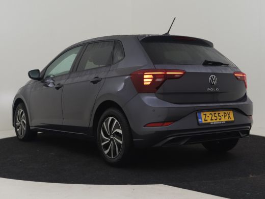Volkswagen Polo 1.0 TSI Life Edition 96pk | Camera achter | Led koplampen | Navigatie via app connect | Stoelverw... ActivLease financial lease