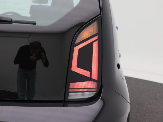 Volkswagen up! 1.0 | Airco | Orignele Audio | Bluetooth | LED | 56.815 Km!! ActivLease financial lease