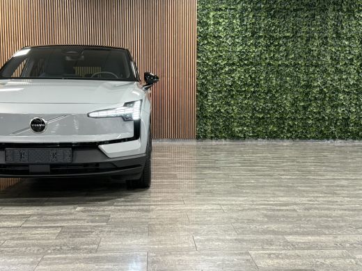 Volvo  EX30 Single Motor Extended Range Europa | Harman Kardon | Elektrische voorstoelen | Adaptieve Cruise C... ActivLease financial lease