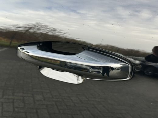 Volvo  XC40 Recharge Plus 70 kWh | Achteruitrijcamera | Cruise control adaptief met Stop&Go en stuurhulp | Do... ActivLease financial lease