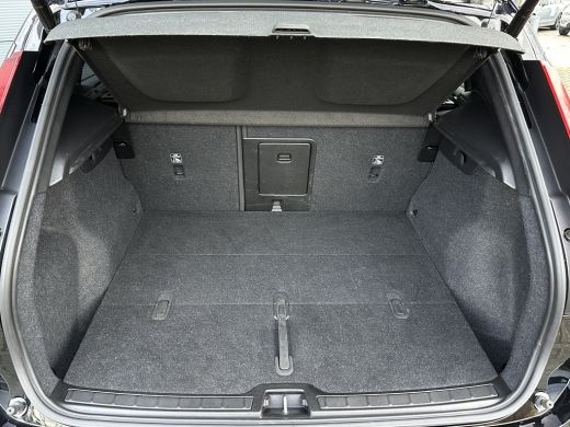 Volvo  XC40 Recharge Plus 70 kWh | Achteruitrijcamera | Cruise control adaptief met Stop&Go en stuurhulp | Do... ActivLease financial lease