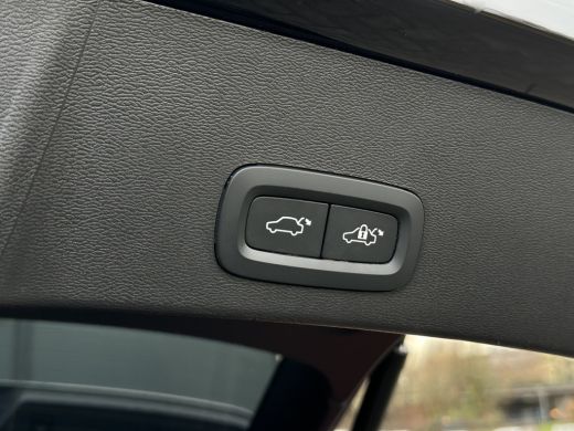 Volvo  XC40 Recharge Plus 70 kWh | Achteruitrijcamera | Cruise control adaptief met Stop&Go en stuurhulp | Do... ActivLease financial lease