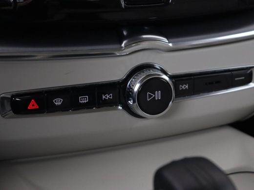 Volvo  XC60 2.0 Recharge T6 AWD Business Pro | Panoramadak | Leder | Camera | Carplay | Navigatie | Full LED ... ActivLease financial lease