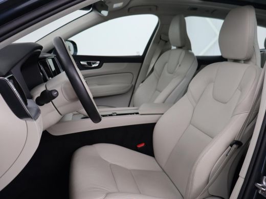 Volvo  XC60 2.0 Recharge T6 AWD Business Pro | Panoramadak | Leder | Camera | Carplay | Navigatie | Full LED ... ActivLease financial lease