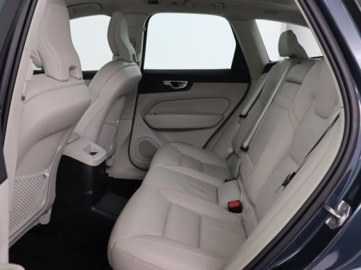 Volvo  XC60 2.0 Recharge T6 AWD Business Pro | Panoramadak | Leder | Camera | Carplay | Navigatie | Full LED ... ActivLease financial lease