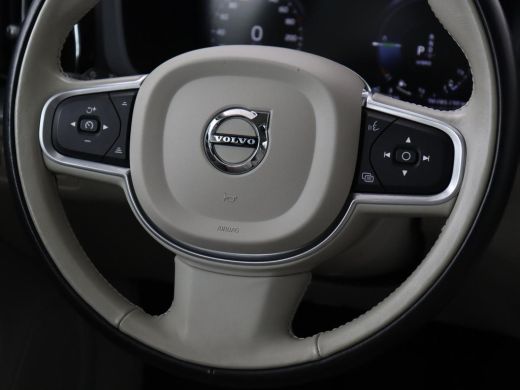 Volvo  XC60 2.0 Recharge T6 AWD Business Pro | Panoramadak | Leder | Camera | Carplay | Navigatie | Full LED ... ActivLease financial lease