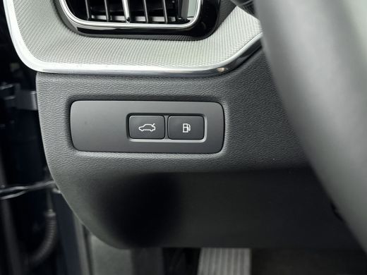 Volvo  XC60 T6 Plug-in hybrid Essential | Climate-Pack | Stoel en Stuurverwarming | Driving Assistant | PDC +... ActivLease financial lease