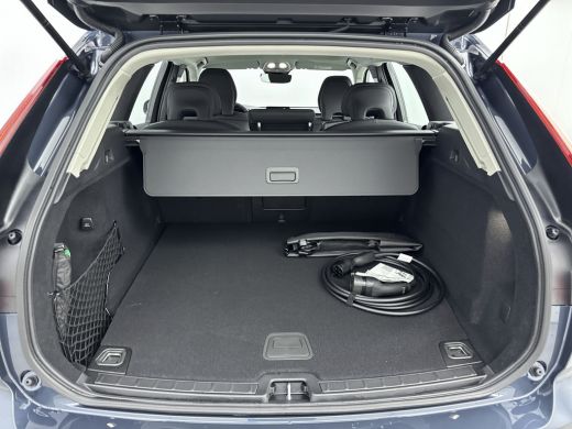 Volvo  XC60 T6 Plug-in hybrid Essential | Climate-Pack | Stoel en Stuurverwarming | Driving Assistant | PDC +... ActivLease financial lease