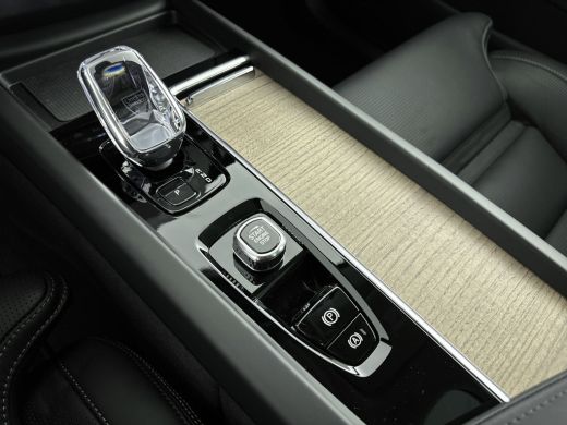 Volvo  XC60 | Executive Pack | Bowers & Wilkins | Luchtvering | Nappa Leder + Stoel verwaring / Ventilatie / ... ActivLease financial lease