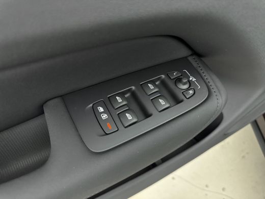 Volvo  XC60 | Executive Pack | Bowers & Wilkins | Luchtvering | Nappa Leder + Stoel verwaring / Ventilatie / ... ActivLease financial lease