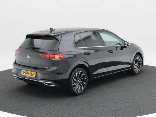 Volkswagen Golf 1.4 204 Pk Automaat eHybrid Style | Adaptive Cruise | Climate Control | Stoelverwarming | Navigat...