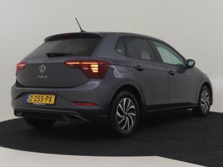 Volkswagen Polo 1.0 TSI Life Edition 96pk | Camera achter | Led koplampen | Navigatie via app connect | Stoelverw...