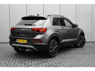 Volkswagen T-Roc Life Edition Inclusief &euro;2000,- inruilvoordeel | 'App-Connect' draadloze smartphone integratie | B...