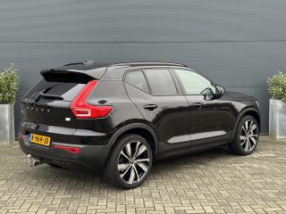 Volvo  XC40 Recharge P8 AWD R-Design | Soh 94% | Pano | 360 camera | Leder | Trekhaak | Warmtepomp |