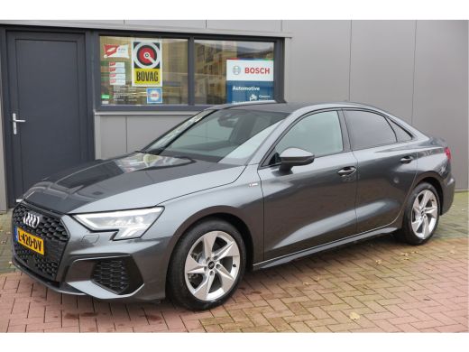Audi A3 Limousine 35 TFSI 150pk S-Tronic 2x S-Line Edition Virtual cockpit, Stoelverwarming, Privacy glas... ActivLease financial lease