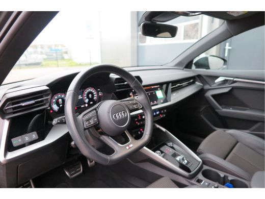 Audi A3 Limousine 35 TFSI 150pk S-Tronic 2x S-Line Edition Virtual cockpit, Stoelverwarming, Privacy glas... ActivLease financial lease