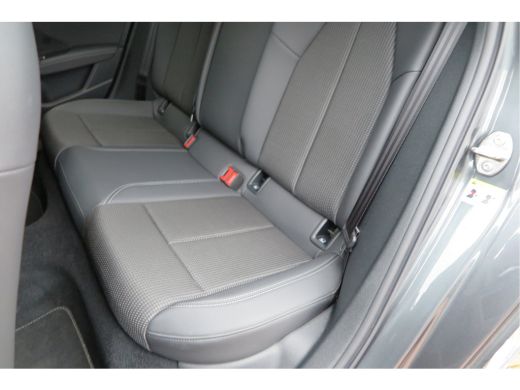 Audi A3 Limousine 35 TFSI 150pk S-Tronic 2x S-Line Edition Virtual cockpit, Stoelverwarming, Privacy glas... ActivLease financial lease