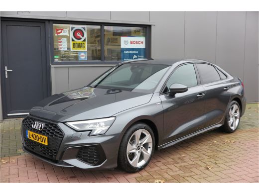 Audi A3 Limousine 35 TFSI 150pk S-Tronic 2x S-Line Edition Virtual cockpit, Stoelverwarming, Privacy glas... ActivLease financial lease