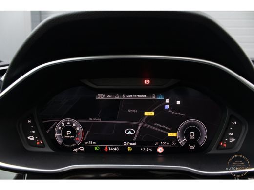 Audi Q3 45 TFSI e S edition PANO ELEKTR. STOEL CAMERA SFEER Sline ActivLease financial lease