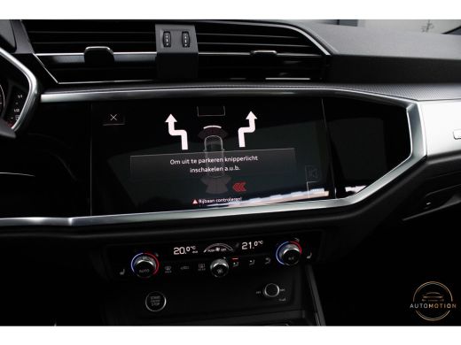 Audi Q3 45 TFSI e S edition PANO ELEKTR. STOEL CAMERA SFEER Sline ActivLease financial lease