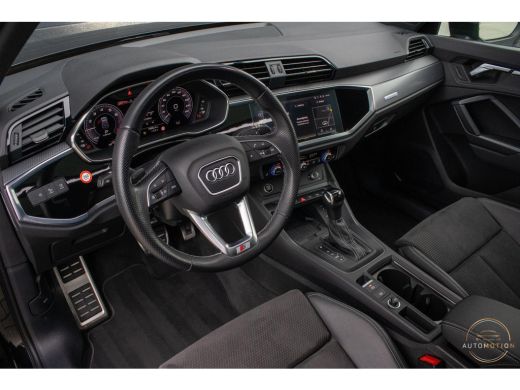 Audi Q3 45 TFSI e S edition PANO ELEKTR. STOEL CAMERA SFEER Sline ActivLease financial lease