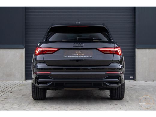 Audi Q3 45 TFSI e S edition PANO ELEKTR. STOEL CAMERA SFEER Sline ActivLease financial lease