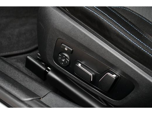 BMW 3 Serie Touring 330e M-Sport LCI-2 Pano Trekh ACC H/K 360 HUD 19inch ActivLease financial lease