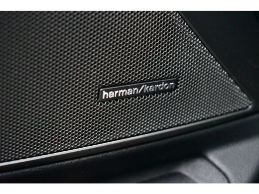 BMW 3 Serie Touring 330e M-Sport LCI-2 Pano Trekh ACC H/K 360 HUD 19inch ActivLease financial lease