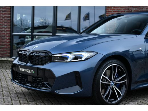 BMW 3 Serie Touring 330e M-Sport LCI-2 Pano Trekh ACC H/K 360 HUD 19inch ActivLease financial lease