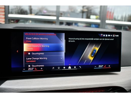 BMW 3 Serie Touring 330e M-Sport LCI-2 Pano Trekh ACC H/K 360 HUD 19inch ActivLease financial lease