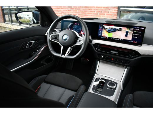 BMW 3 Serie Touring 330e M-Sport LCI-2 Pano Trekh ACC H/K 360 HUD 19inch ActivLease financial lease