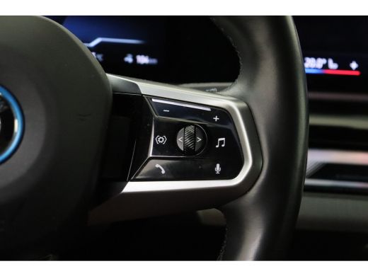 BMW i5 eDrive40 M Sport / Stoelventilatie / Bowers & Wilkins / M Sportonderstel / Comfort Access / Adapt... ActivLease financial lease