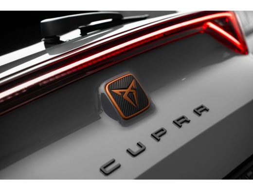 CUPRA Formentor 1.4 TSI e-Hybrid VZ Performance Limited | 245 pk | Trekhaak | 360&deg; Camera | Carplay | Stoelverwar... ActivLease financial lease