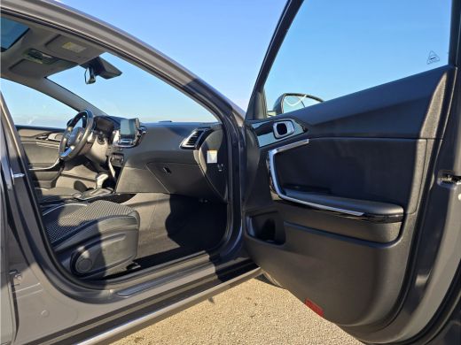 Kia XCeed 1.6 GDi PHEV DynamicPlusLine - 105 Pk - Euro 6 - ParkeerCamera - Navi ActivLease financial lease